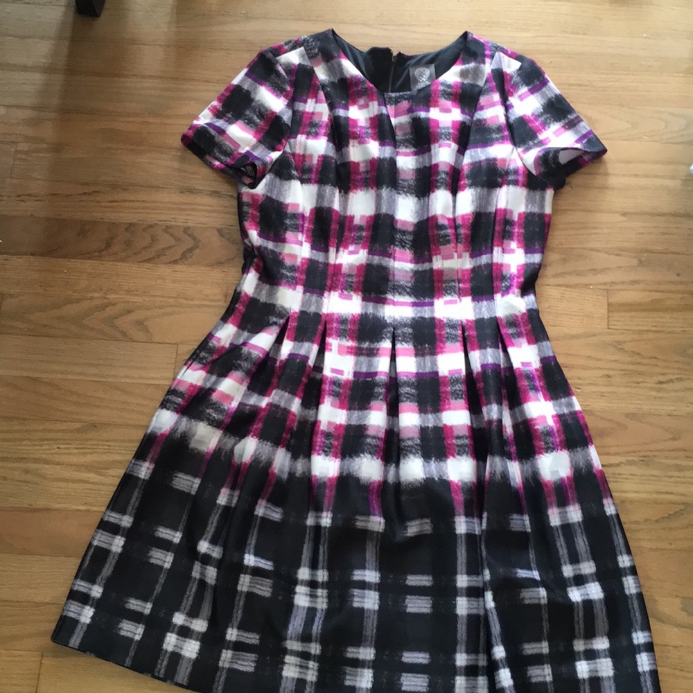 Vince Camuto women’s plaid dress 14